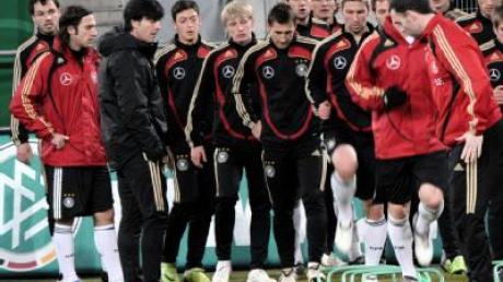Bundestrainer Löw forciert Leistungsprinzip