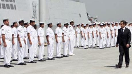 Frankreich eröffnet Militärbasis am Golf