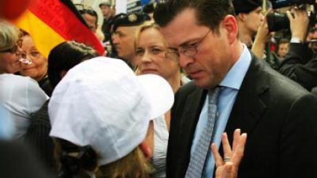 Guttenberg: Kein Wahlkampf auf Rücken von Arcandor