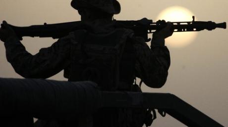 Um die Ausrüstung der deutschen Soldaten in Afghanistan ist ein Streit entbrannt.