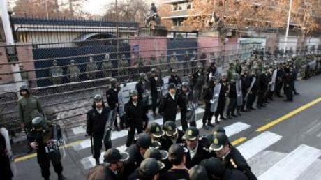 Mitarbeiter der Briten im Iran festgenommen
