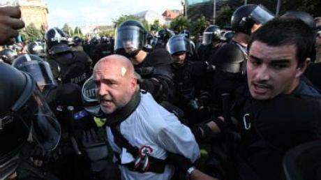 Zusammenstöße bei Rechtsradikalen-Demo in Ungarn