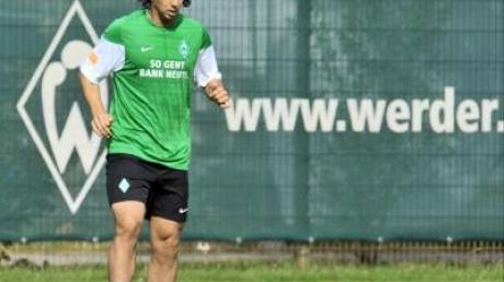 Pizarro für Werder im Einsatz gegen Nobody