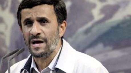 Ahmadinedschad: Oppositionsführer verfolgen