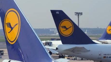 Lufthansa tritt weiter auf die Kostenbremse