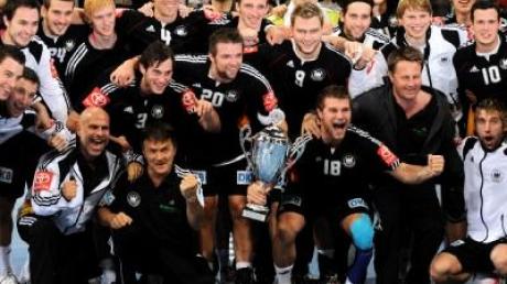 Coup gegen Dänemark: Handballer holen Supercup