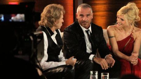 Eros Ramazotti und Ex-Frau Michelle Hunziker auf der Couch von Thomas Gottschalk.