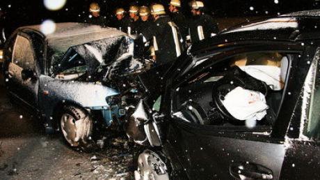 Tödlicher Verkehrsunfall bei Oettingen auf der B 466