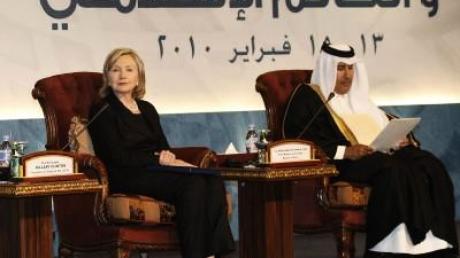 Clinton: Iran auf dem Weg zu Militärdiktatur