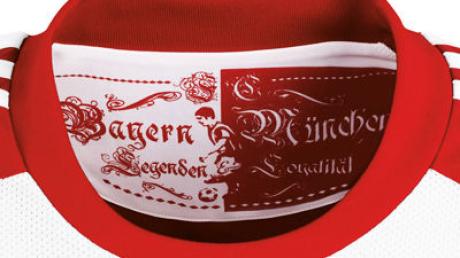 Klassisch, mit roten und weißen Längsstreifen. So sieht das neue Trikot des FC Bayern für die kommende Saison aus. (Bild: FC Bayern)