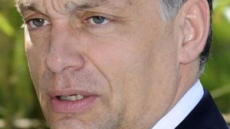 Ungarns Rechte hüllt sich nach Wahlsieg in Schweigen