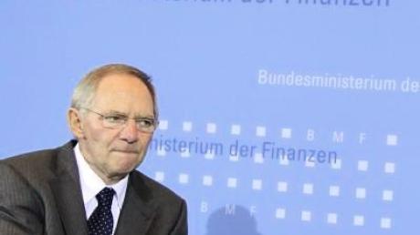 Schäuble stellt FDP-Steuerpläne in Frage