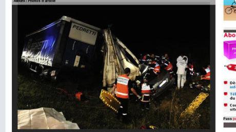 Bei einem Unfall in Frankreich ist eine Augsburger Familie getötet worden.