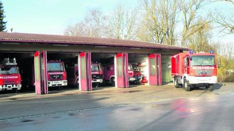 Bobingen will ein neues Feuerwehrhaus. Das bestehende Gerätehaus ist zu klein geworden. Archivfoto: Anja Fischer