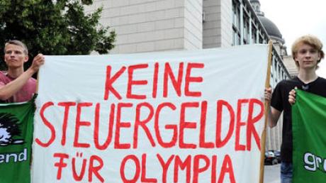 Protest in München: Die Parteibasis der Grünen begehrt gegen die Olympiabewerbung auf. 