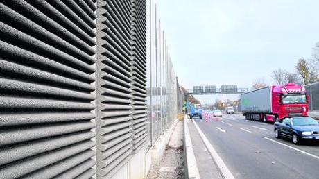 Der Umbau der Europastraße zwischen Wiblinger Kreisel und Memminger Straße ist nach über eineinhalb Jahren Arbeit abgeschlossen. Foto: rfu