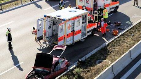 Schwerer Unfall auf der A8 bei Günzburg