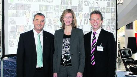 Günzburgs Oberbürgermeister Gerhard Jauernig, Referentin Monika Matschnig und Feha-Geschäftsführer Claus-Peter Fehn. Foto: Feha