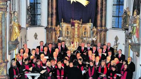 Der Singkreis Deuringen und der Männerchor Stadtbergen gestalteten in der schönen Barockkirche St. Nikolaus, Stadtbergen, ein festliches Adventskonzert mit viel Beifall der zahlreichen Zuhörer. 