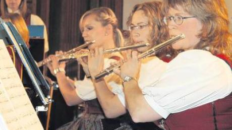 Zum perfekten Zusammenspiel der Kirchheimer Musiker trugen auch die Flötistinnen ihren Teil bei. 
