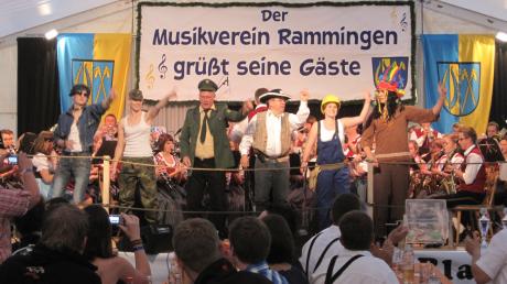 Die Jury war sich einig: Die Musiker aus Kirchdorf hatten beim Blasmusik-Event in Rammingen einfach den besten Auftritt gezeigt. Das wurde auch belohnt – die Kirchdorfer landeten auf dem ersten Platz.