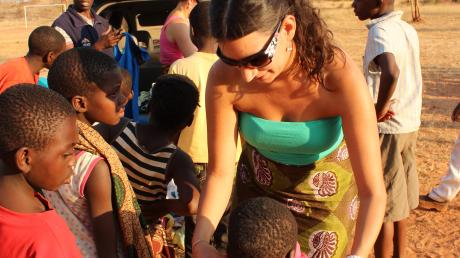 Das Waisenhaus in Sambia, in dem Stephanie Seehuber aus Eppishausen ihren Urlaub verbracht hat, heißt „Kwathu“, was soviel heißt wie „Zuhause“.