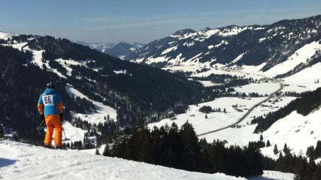 Sonne, Schnee und Berge – das ist Balderschwang im März. Die Mindelheimer Zeitung bietet ihren Lesern wieder einen Skitag zum Sondertarif. 
