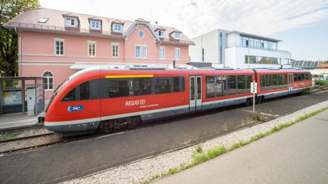 Wo besteht Handlungsbedarf bei Bus und Bahn (hier der Bahnhof in Bad Wörishofen)? Das soll nun ein Gutachter zusammentragen. 
