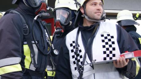 Auch Atemschutzträger kamen bei der Feuerwehr-Großübung in Salgen zum Einsatz.
