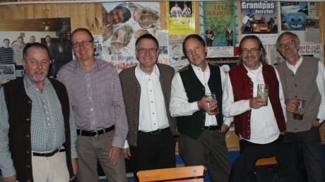 Sechs tolle schwäbische Mannsbilder: (von links) Erich Rueß, Uli Niedermair, Manfred Kraus, Heiner Braun, Norbert Riggenmann und Hans Riggenmann.  	