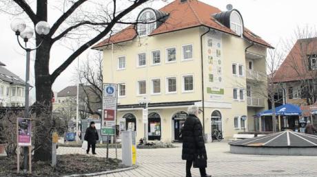 Das Gebäude des Kur- und Tourismusbetriebs Bad Wörishofen am Luitpold-Leusser-Platz steht zur Debatte.  	