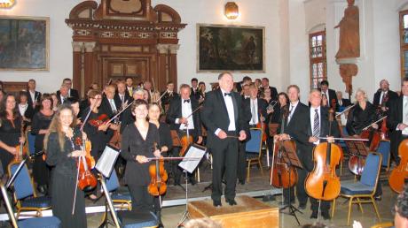 Die Neue Schwäbische Sinfonie ist nicht nur musikalisch, sondern auch in der Besetzung zu einer beachtlichen Größe angewachsen. 