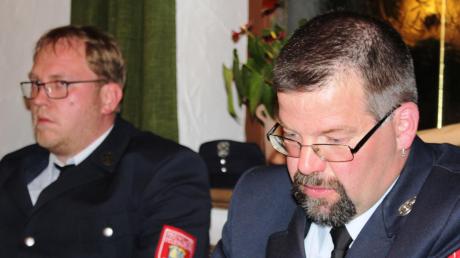 Kommandant Markus Oberhoffner (rechts, daneben sein Stellvertreter Bernhard Huber) stellte sich nicht mehr zur Wahl. 