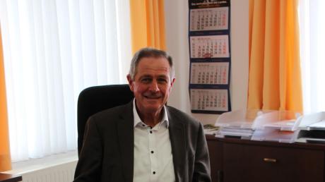 Nach zwölf Jahren verabschiedet sich Kammlachs Bürgermeister Josef Steidele in den Ruhestand. Er war der erste Unterkammlacher, der das Amt seit 1978 innehatte. Seine Nachfolgerin Birgit Steudter-Adl Amini stammt aus Oberkammlach. 