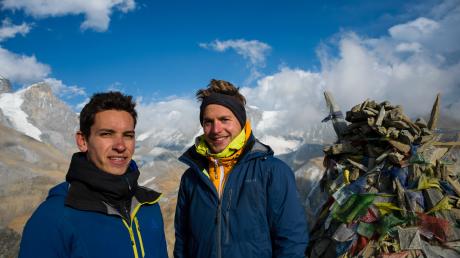 Stefan Ziegler aus Eppishausen (links) und Peter Baumeister bei ihrer Nepal-Reise im Jahr 2016. Jetzt sind sie wieder dort und wollen eine Wanderung mit 150 Kilometern horizontal und 20 vertikal bestreiten. 