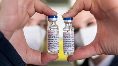 Der Corona-Impfstoff von Novavax ist nicht sehr begehrt. Die bestellten Dosen nähern sich allerdings dem Ende ihrer Haltbarkeit.  