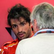 Wird Ferrari verlassen müssen: Carlos Sainz (l).