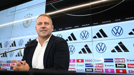 Erwartet seine WM-Spieler in Frankfurt: Bundestrainer Hansi Flick.