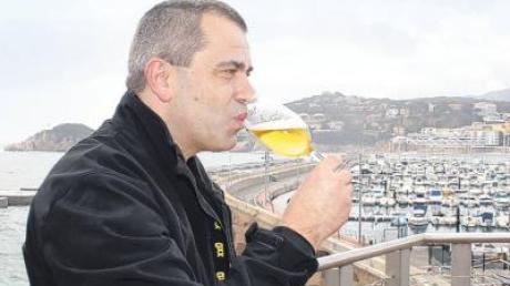 Was für ein Trainingslager: Biersommelier Stefan Voggesser bereitet sich auf die Weltmeisterschaft der Biersommeliers an der Costa Brava vor.  