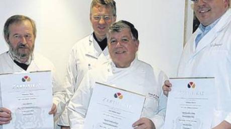 Für ihre Stollen wurden mit Gold ausgezeichnet: Uli Bayer, Dinkl-Beck Kurt Wiedenmayer, Meinrad Stetter und Hans Münz (von rechts).  