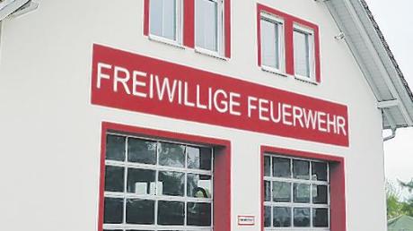 Das neue Gerätehaus der Feuerwehr in Kadeltshofen.