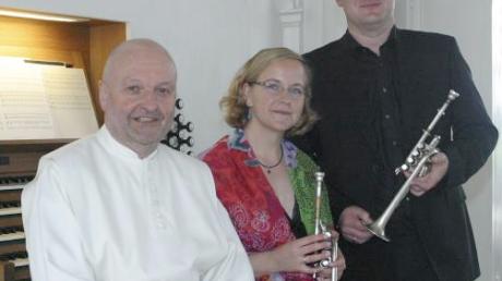 Starkes Trio: (von links) P. Stefan Kling, Simone und Marc Lentz. 