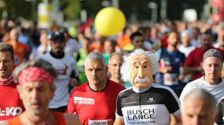 Beim Einstein-Marathon waren Tausende auf den Beinen und fast alle hielten sich an die Regeln.