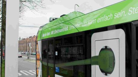 Seit vergangenem Jahr im Einsatz: ein Elektrobus der Hannoverschen Verkehrsbetriebe.  	