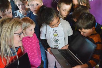 Kindergärten bekommen Laptops für kleine Entdecker