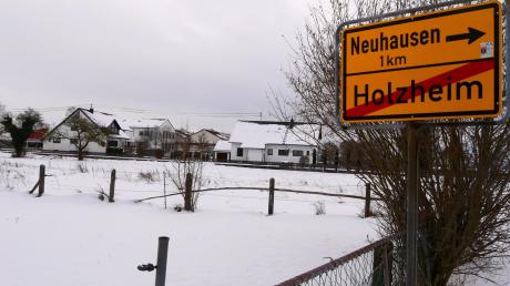 Für das am südwestlichen Ortsrand Holzheims geplante Wohngebiet an der Leibi zeichnet sich aufgrund neuer Entwicklungen eine Verzögerung ab. 	
