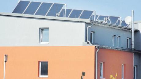 500 Euro zahlt die Gemeinde Burgheim auch weiterhin Hausbesitzern, die ihr Eigenheim mit Sonnenkollektoren bestücken. 