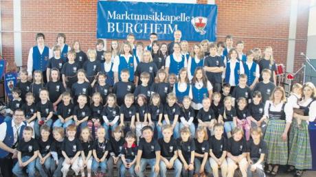 Zurzeit befinden sich 67 Kinder und Jugendliche in der musikalischen Ausbildung bei der Marktmusikkapelle Burgheim. Viele hatten beim Vorspielnachmittag zum ersten Mal ihren Auftritt. 