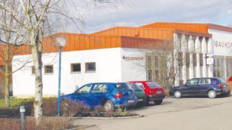 Bauhof und Feuerwehrgerätehaus in Stengelheim sind zu klein geworden. Über An- oder Neubau werden die Gemeinderäte ein Konzept erstellen.