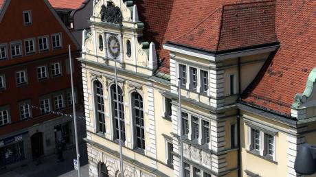 Das Alte Rathaus in Ingolstadt. Hier spielt sich derzeit eine Geiselnahme ab.
